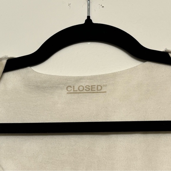 Closed Large long sleeve tan tee - Picture 5 of 6